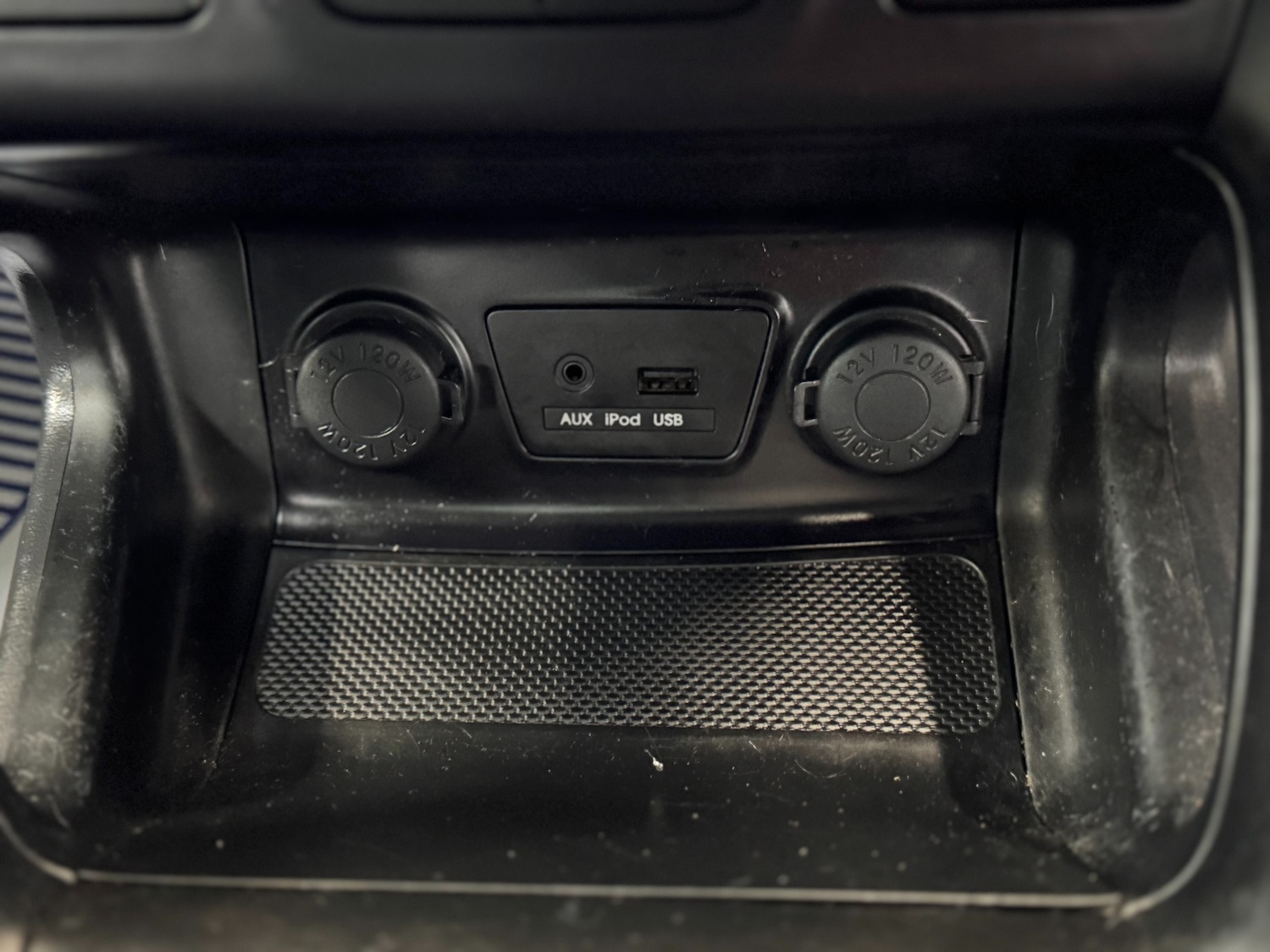 Used Hyundai Ix35 2013 for sale - 76477452: Photo 39