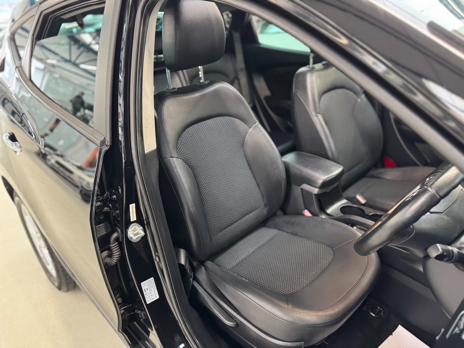 Used Hyundai Ix35 2013 for sale - 76477452: Photo 52