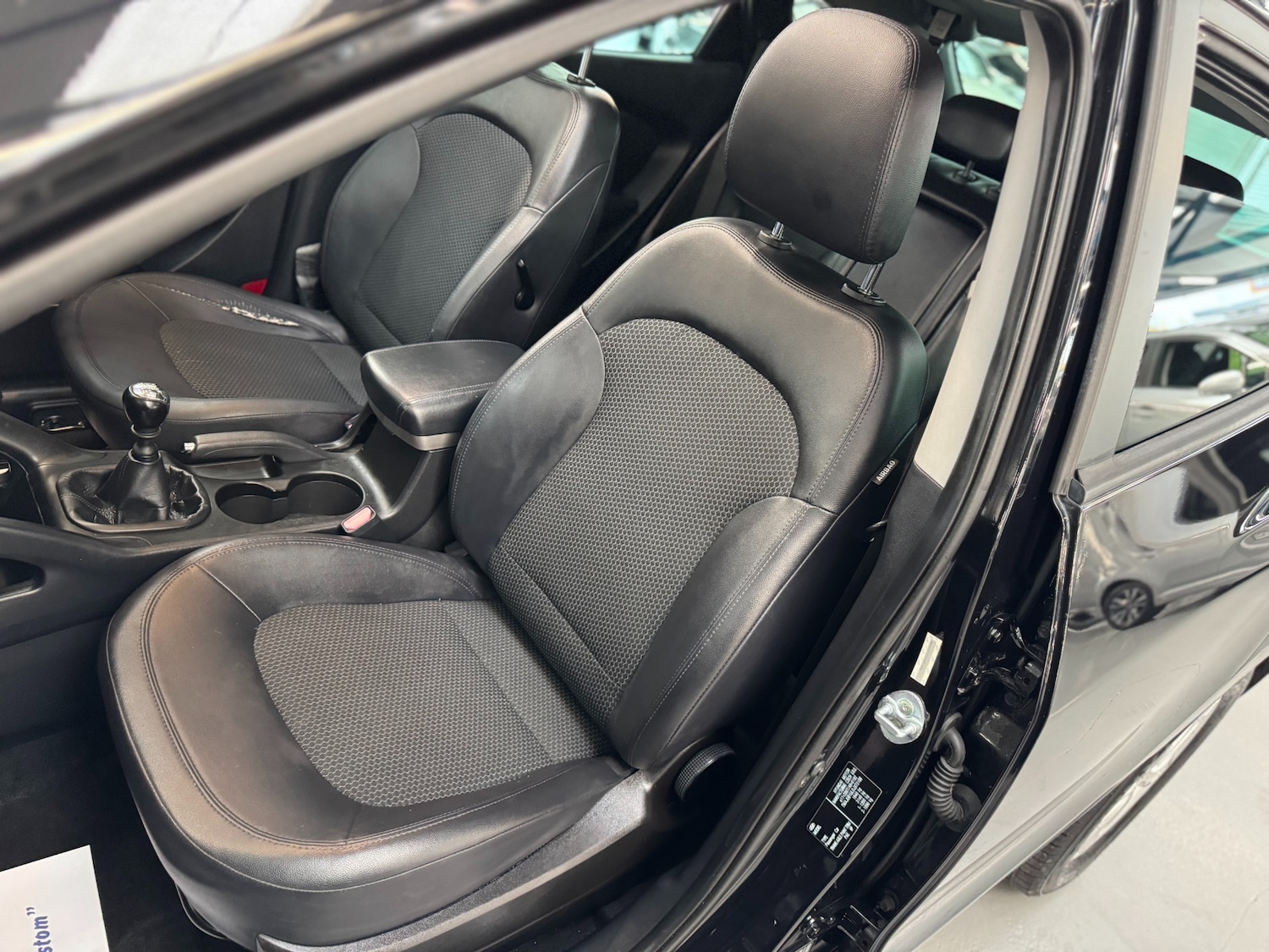 Used Hyundai Ix35 2013 for sale - 76477452: Photo 58