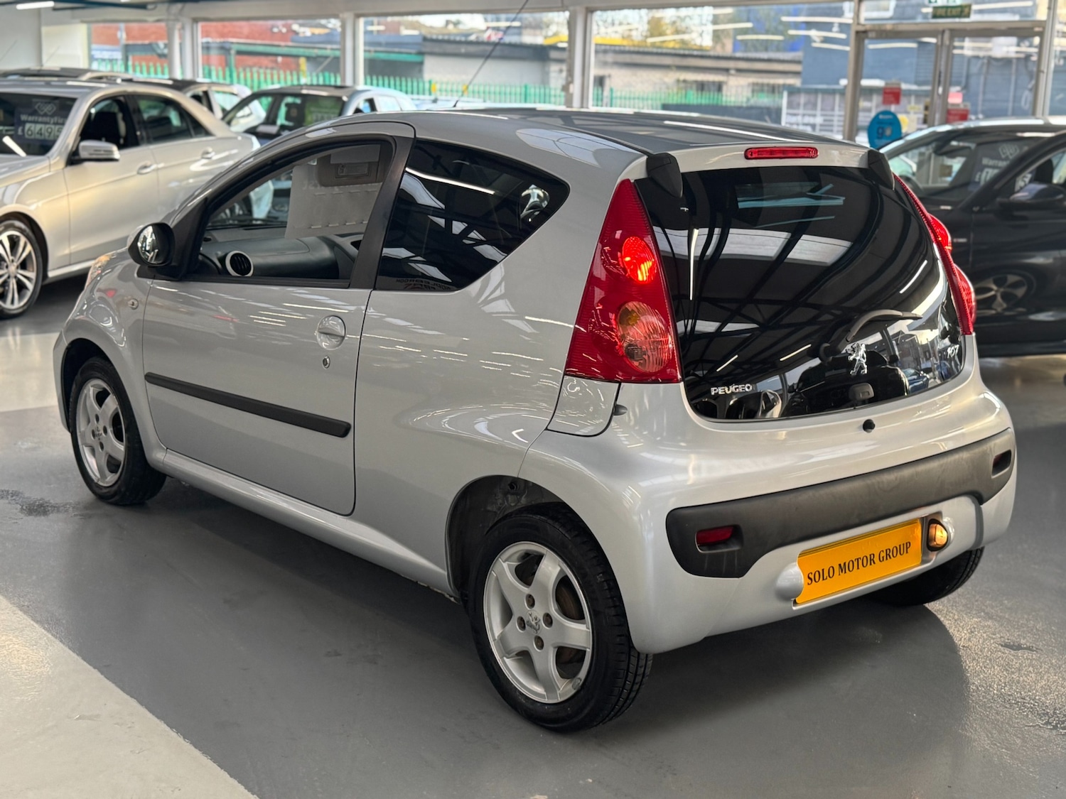 Used Peugeot 107 2011 for sale - 76366774: Photo 13