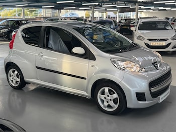 Peugeot - 107