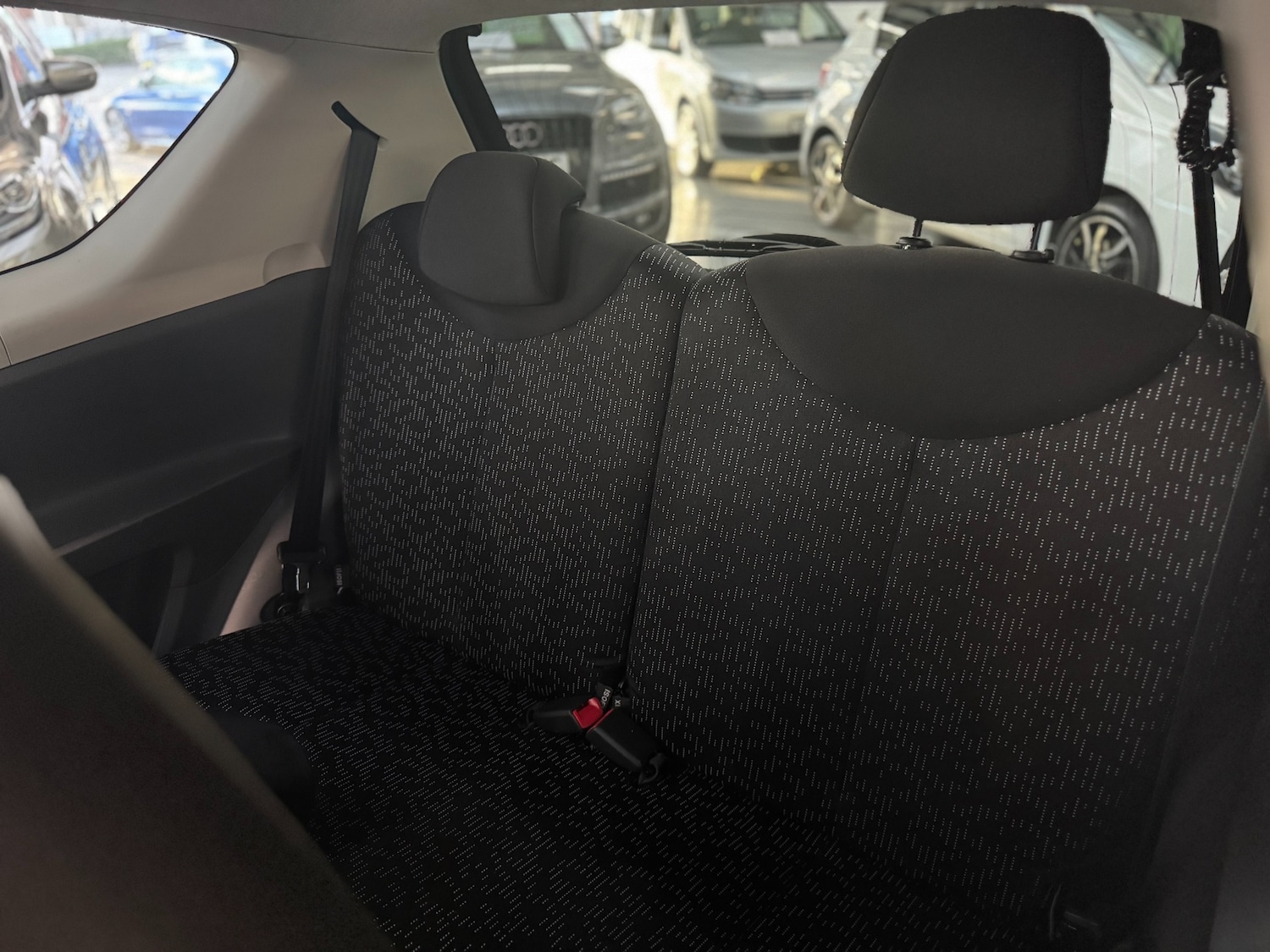 Used Peugeot 107 2011 for sale - 76366774: Photo 23