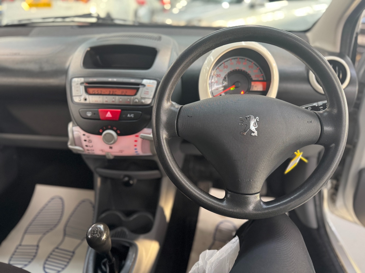 Used Peugeot 107 2011 for sale - 76366774: Photo 25