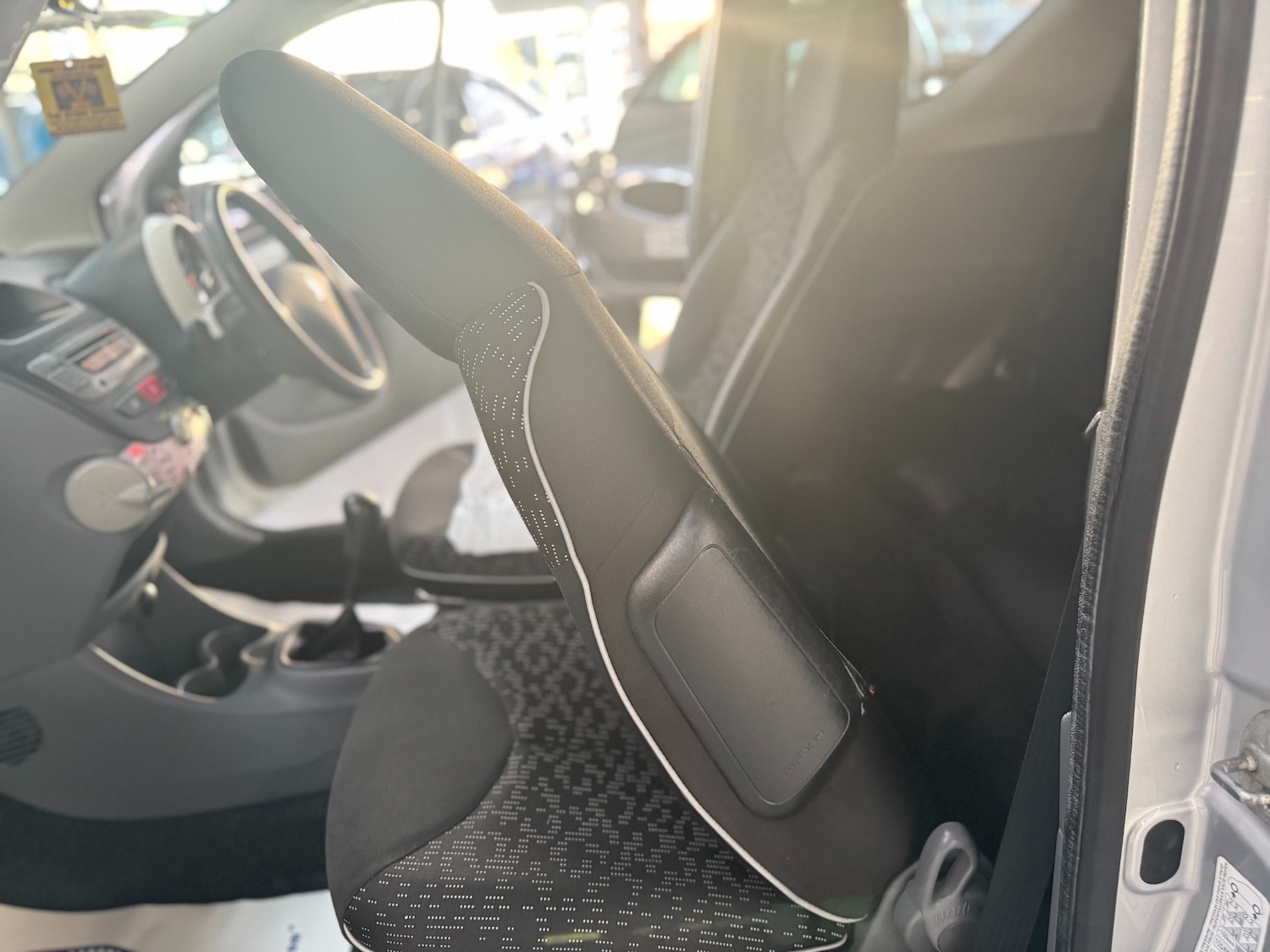 Used Peugeot 107 2011 for sale - 76366774: Photo 48