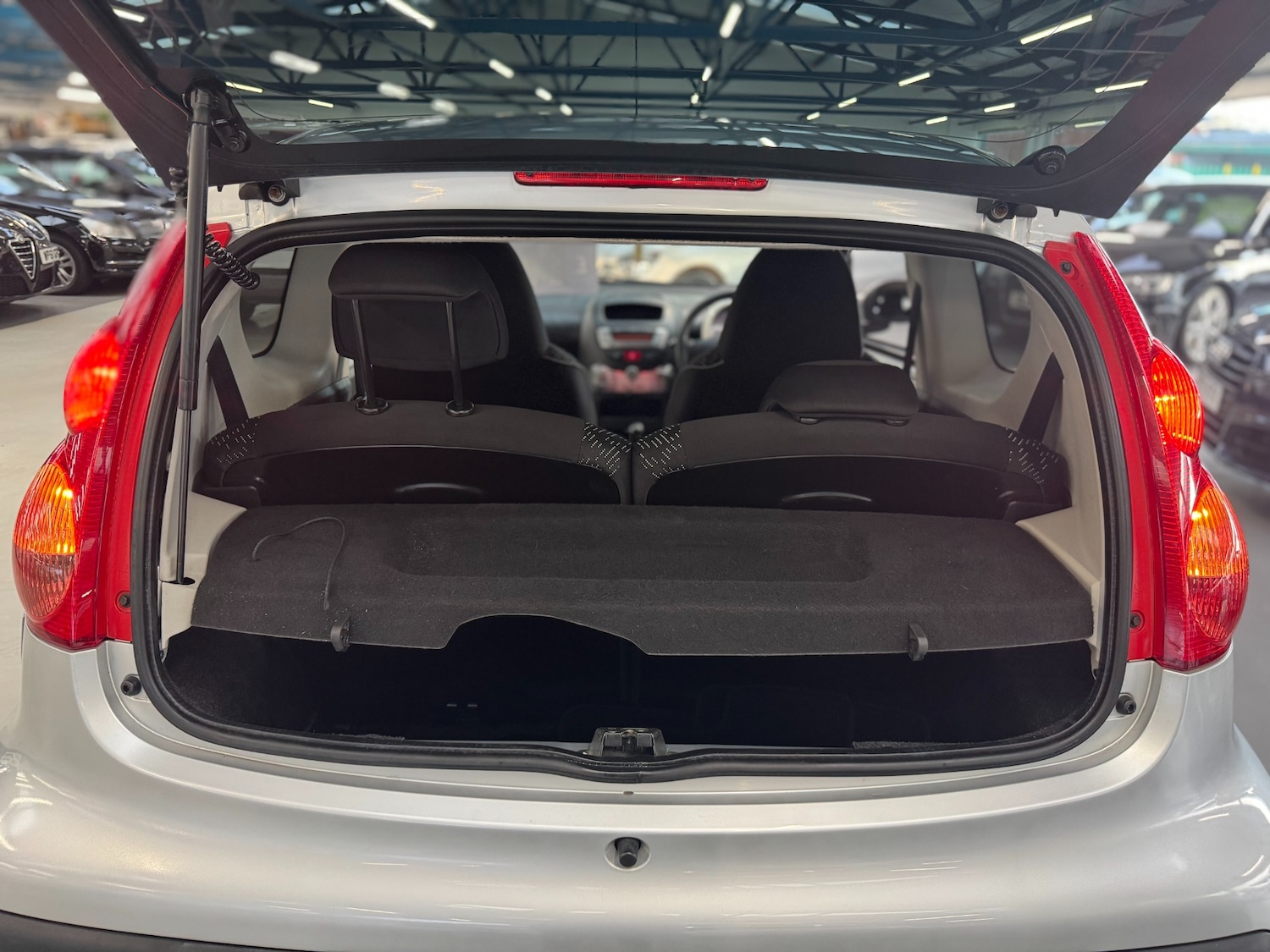 Used Peugeot 107 2011 for sale - 76366774: Photo 61