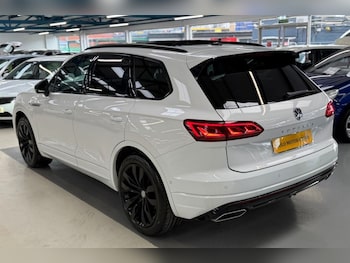 Used Volkswagen Touareg 2020 for sale - 77720309: Photo