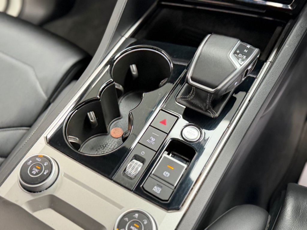 Used Volkswagen Touareg 2020 for sale - 77720309: Photo 35