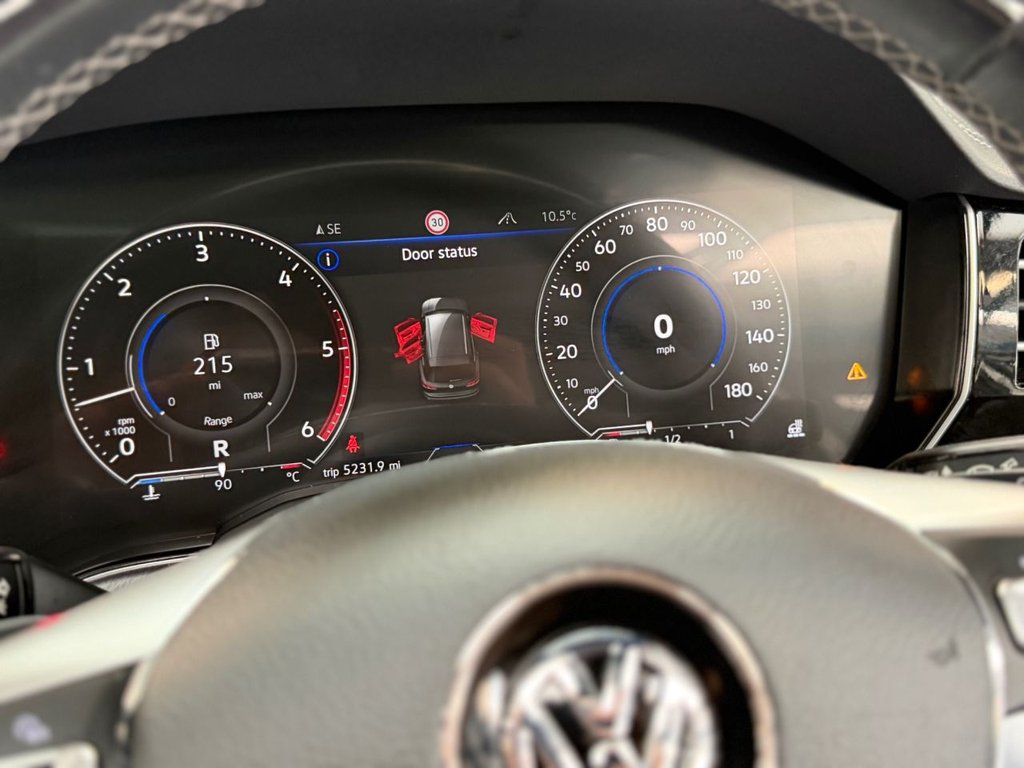 Used Volkswagen Touareg 2020 for sale - 77720309: Photo 38