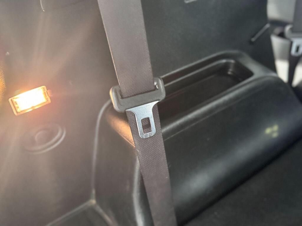 Used Kia Carens 2015 for sale - 76776362: Photo 26