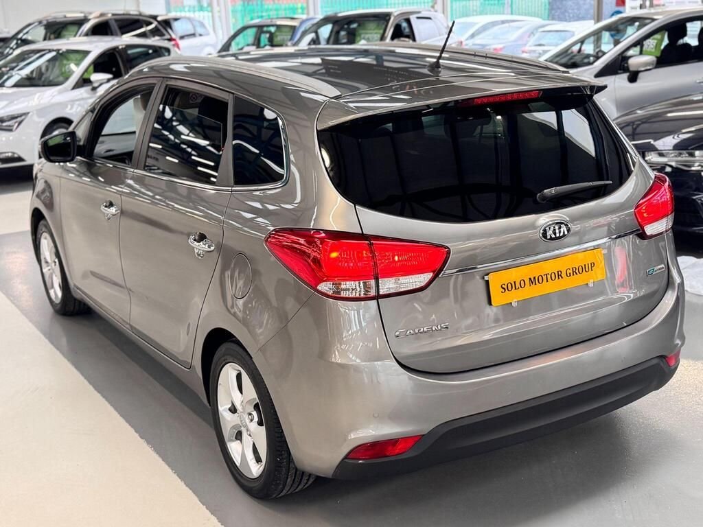Used Kia Carens 2015 for sale - 76776362: Photo 9