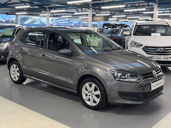 Used Volkswagen Polo 2010 for sale - 76615972: Photo