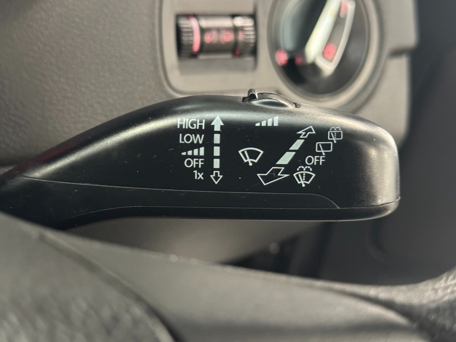 Used Volkswagen Polo 2010 for sale - 76615972: Photo 42