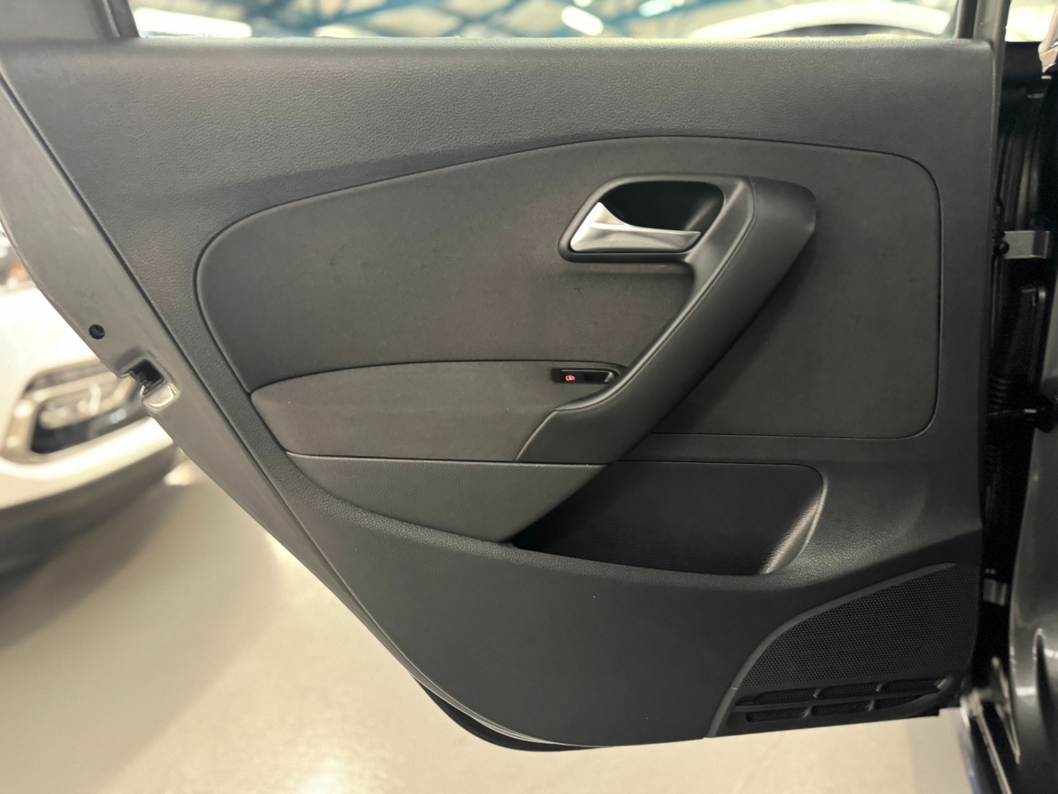 Used Volkswagen Polo 2010 for sale - 76615972: Photo 55