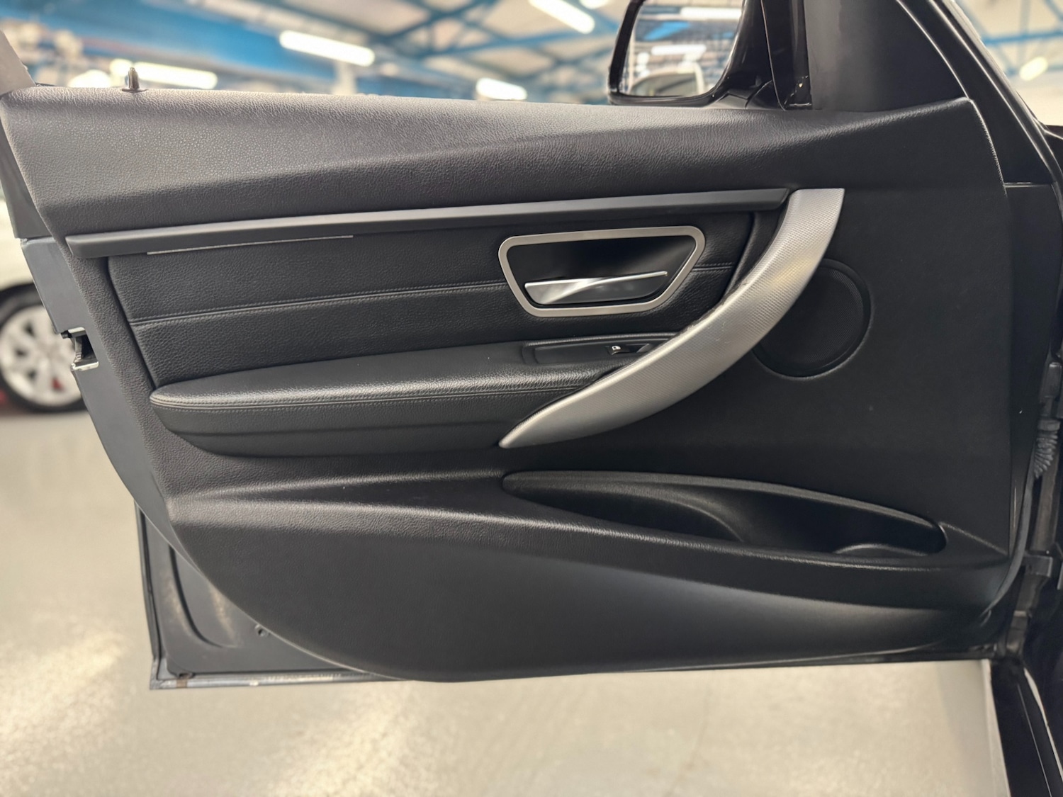 Used BMW 3 Series 2013 for sale - 76437524: Photo 69