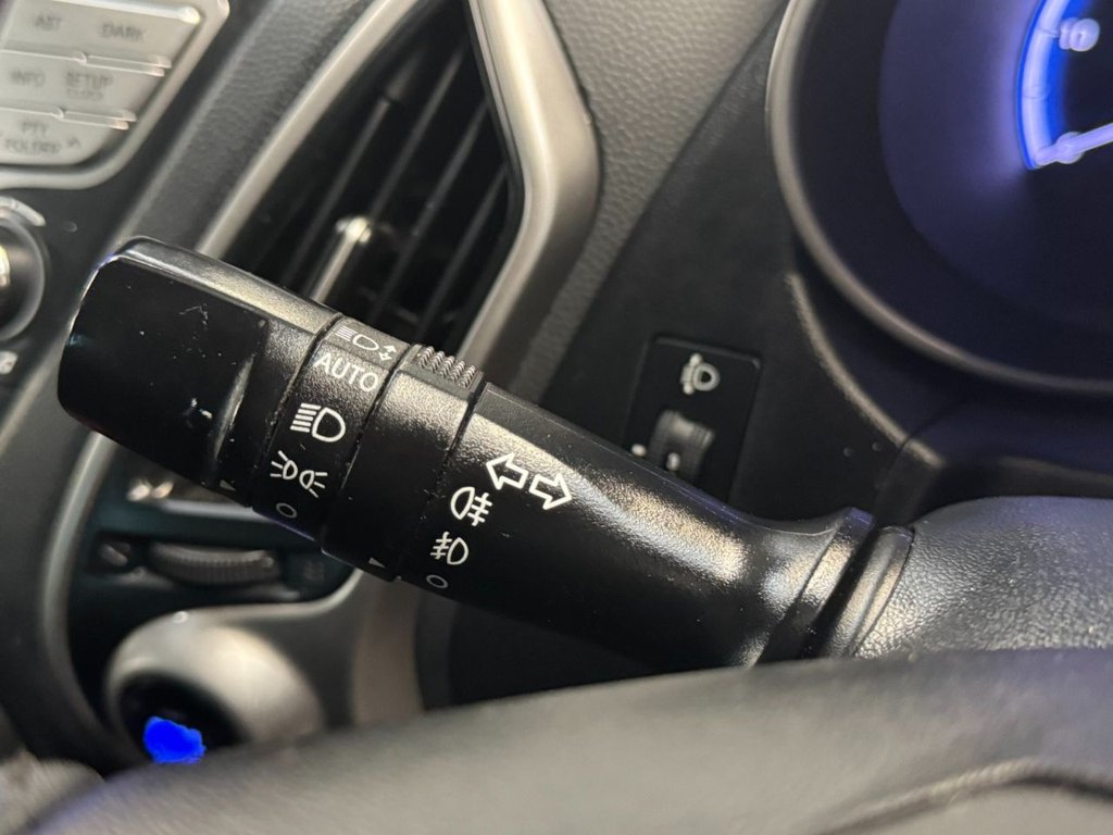 Used Hyundai Ix35 2011 for sale - 77608400: Photo 44