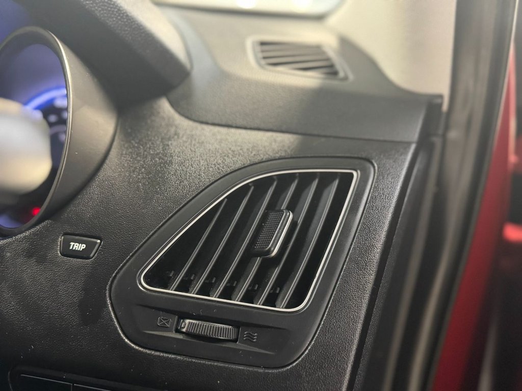 Used Hyundai Ix35 2011 for sale - 77608400: Photo 48