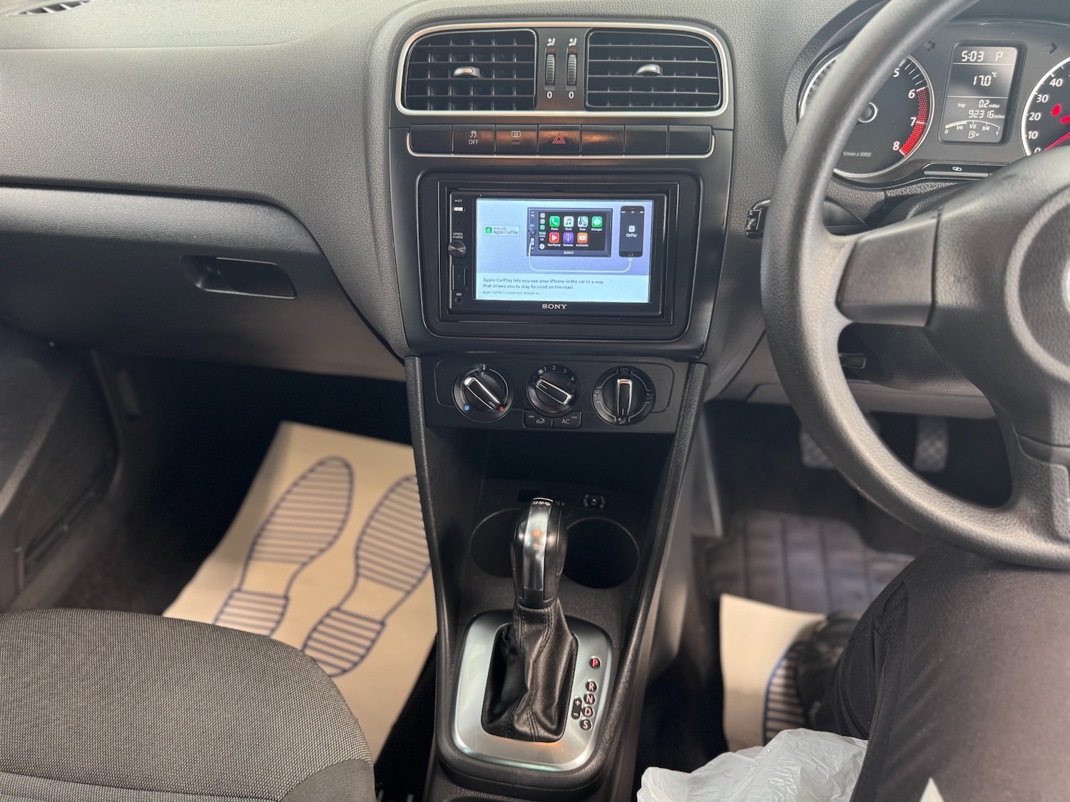 Vehicle 29