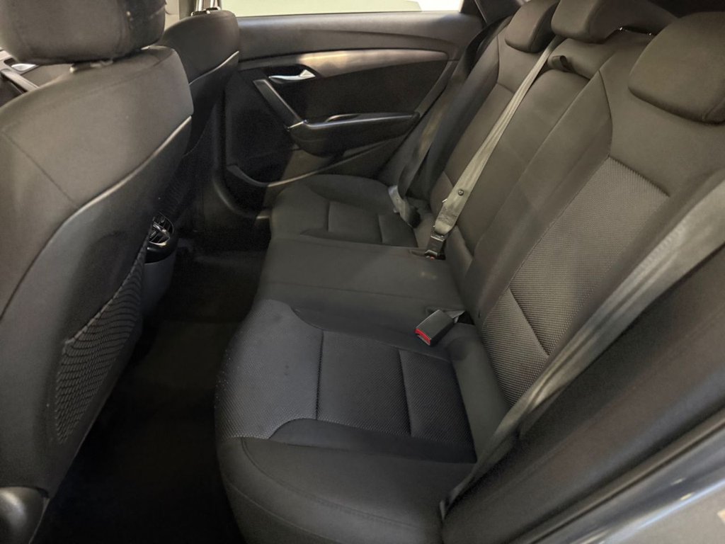 Used Hyundai i40 2012 for sale - 77102506: Photo 24