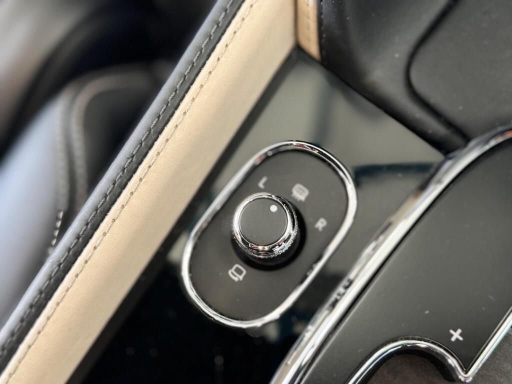 Used Bentley Continental 2016 for sale - 76776369: Photo 37