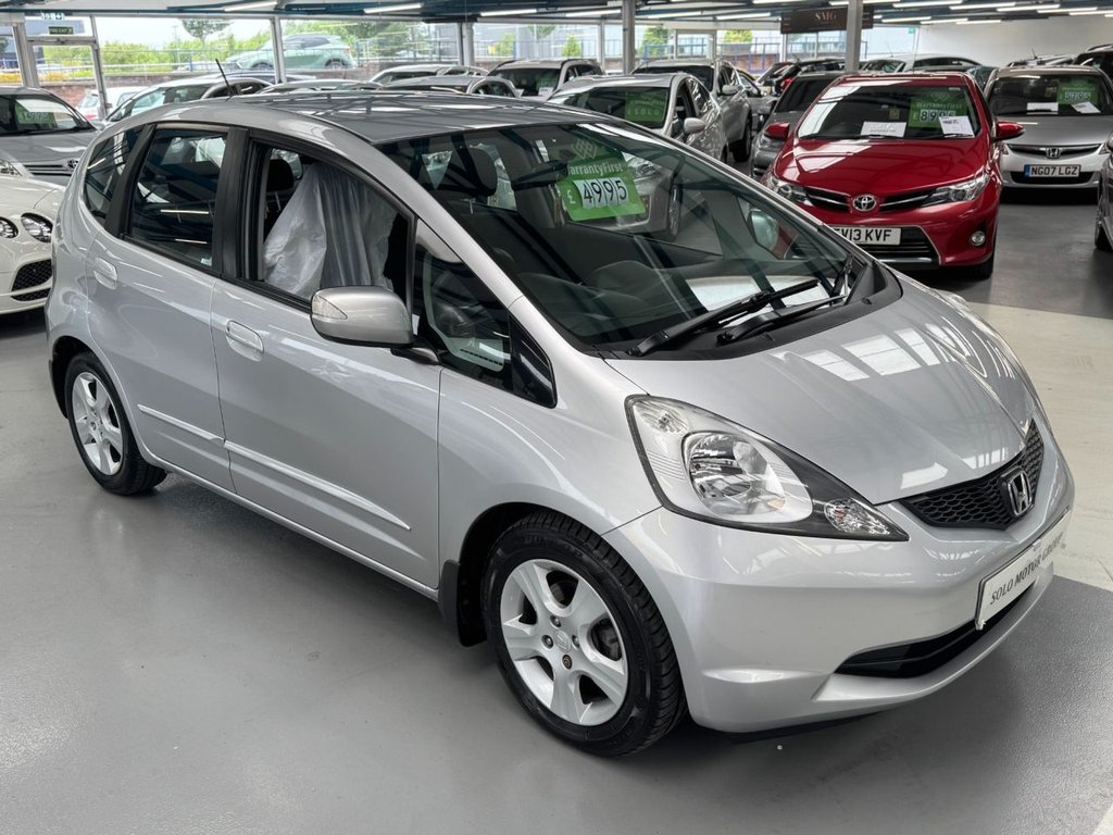 Used Honda Jazz 2009 for sale - 77132966: Photo 1