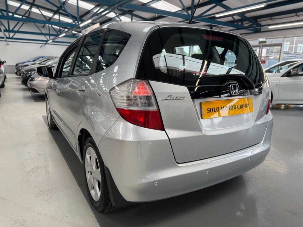 Used Honda Jazz 2009 for sale - 77132966: Photo 16