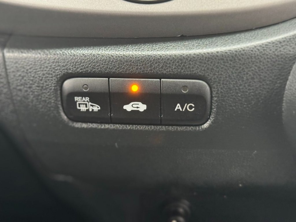 Used Honda Jazz 2009 for sale - 77132966: Photo 37