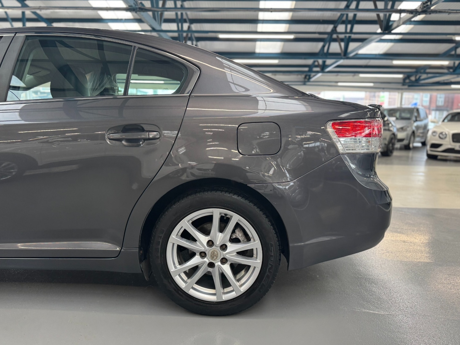 Used Toyota Avensis 2011 for sale - 76613605: Photo 11