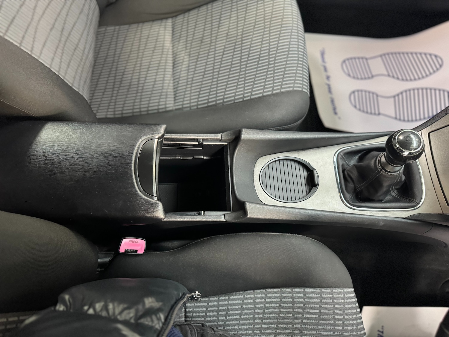 Used Toyota Avensis 2011 for sale - 76613605: Photo 26