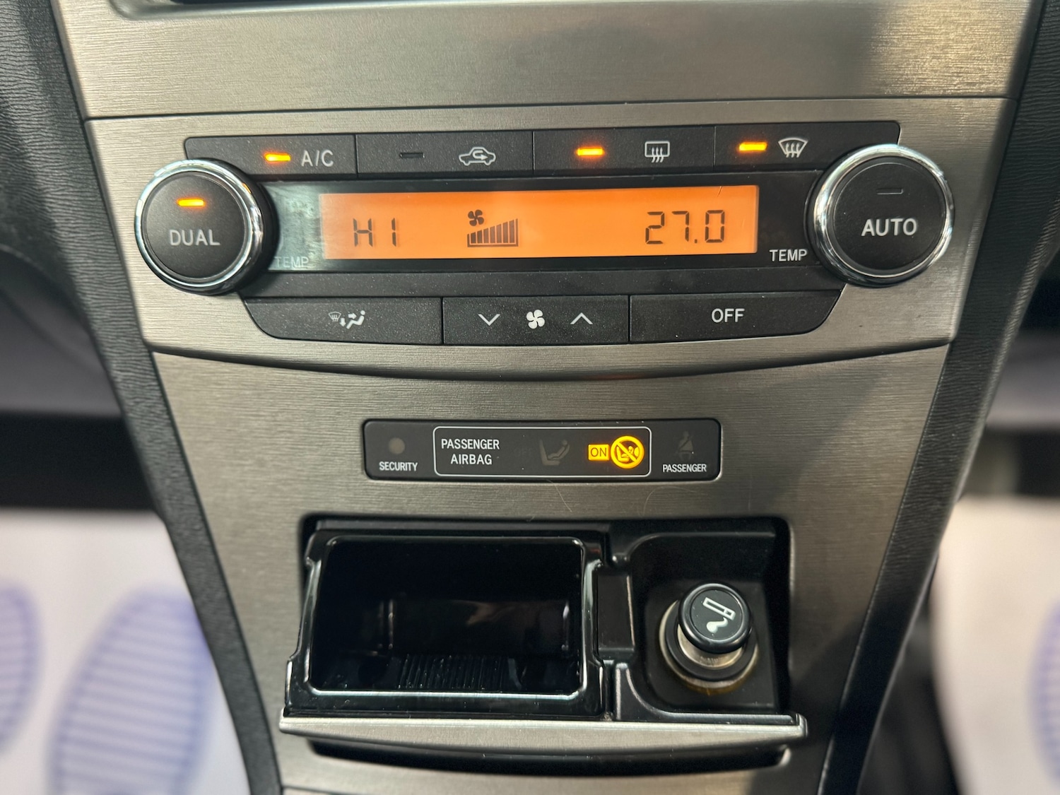 Used Toyota Avensis 2011 for sale - 76613605: Photo 32