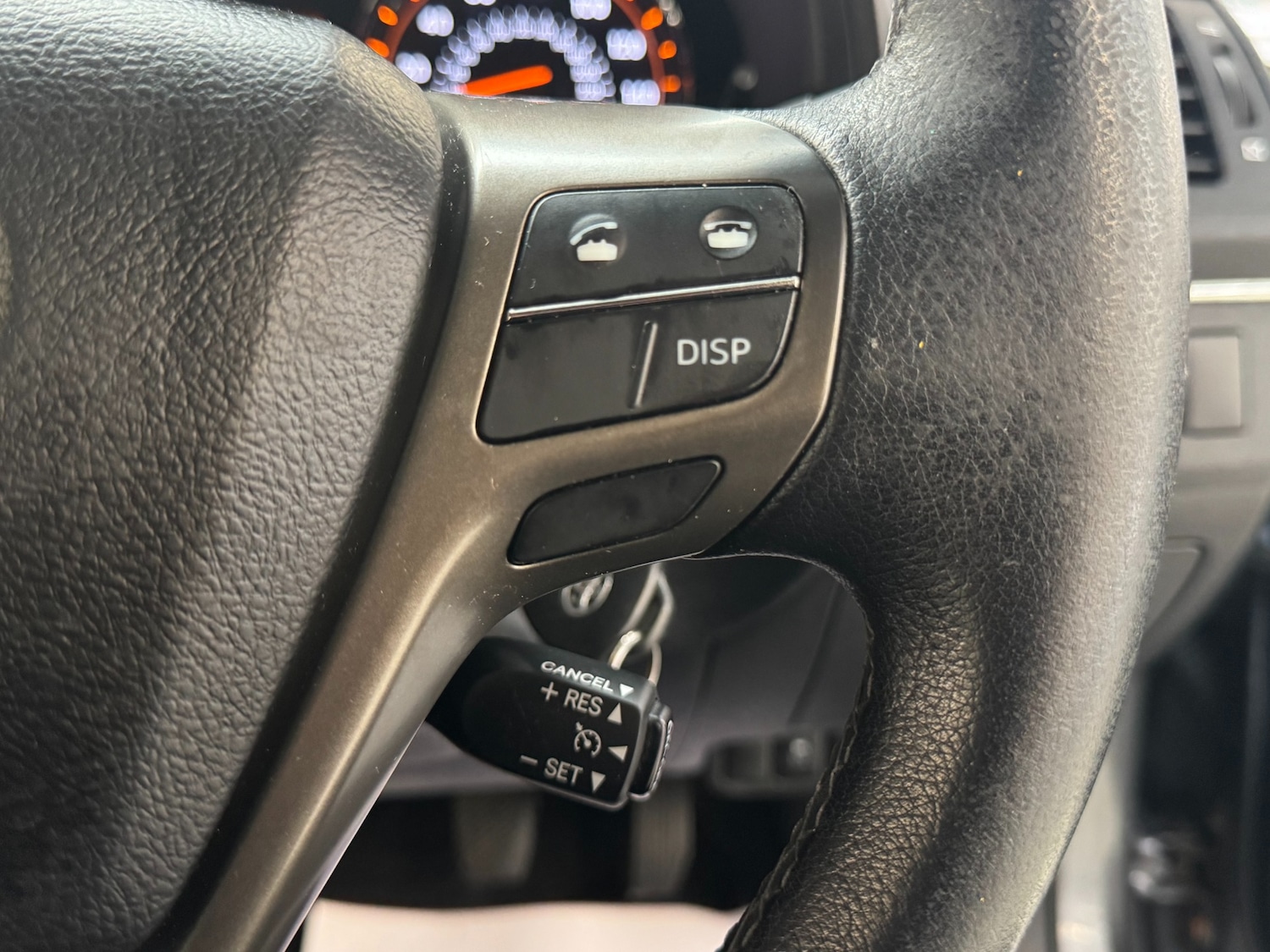 Used Toyota Avensis 2011 for sale - 76613605: Photo 42