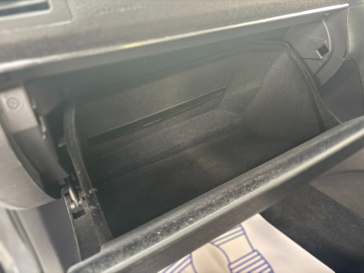 Used Toyota Avensis 2011 for sale - 76613605: Photo 53