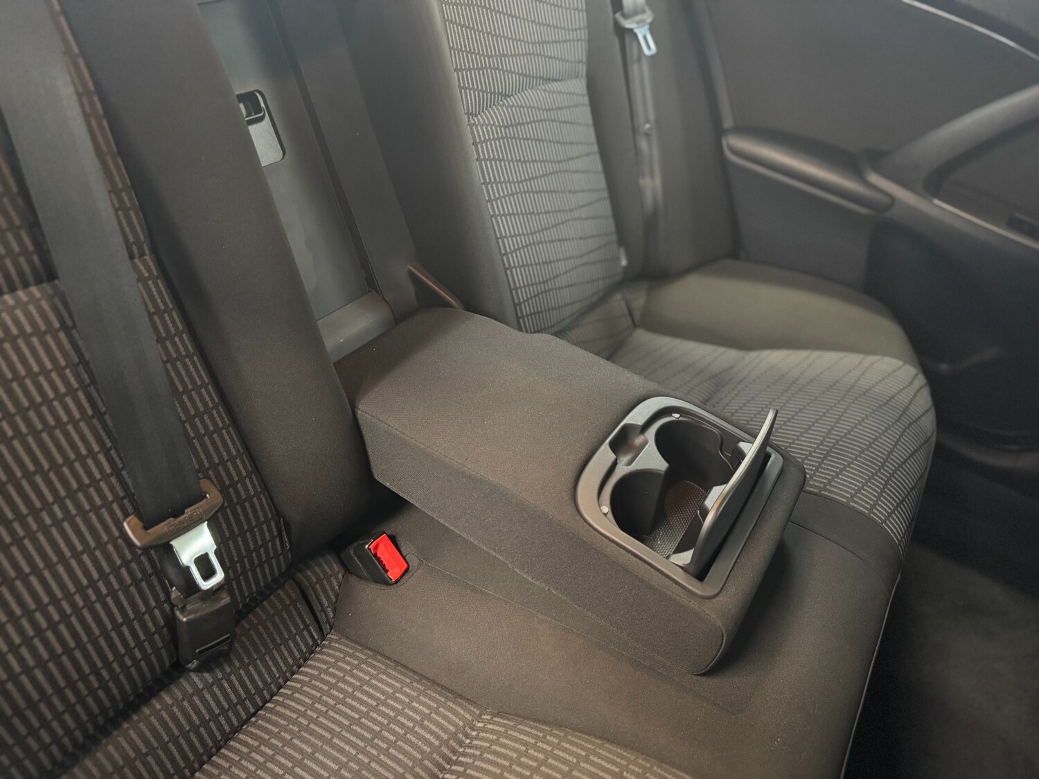 Used Toyota Avensis 2011 for sale - 76613605: Photo 60