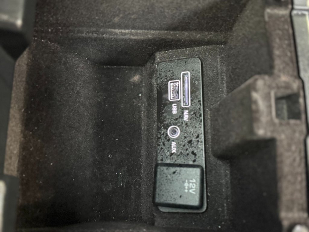 Used Land Rover Discovery Sport 2015 for sale - 77369984: Photo 32