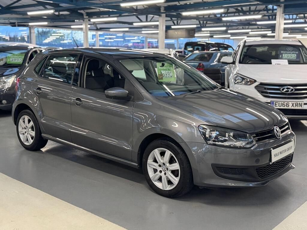 Used Volkswagen Polo 2010 for sale - 76776367: Photo 1