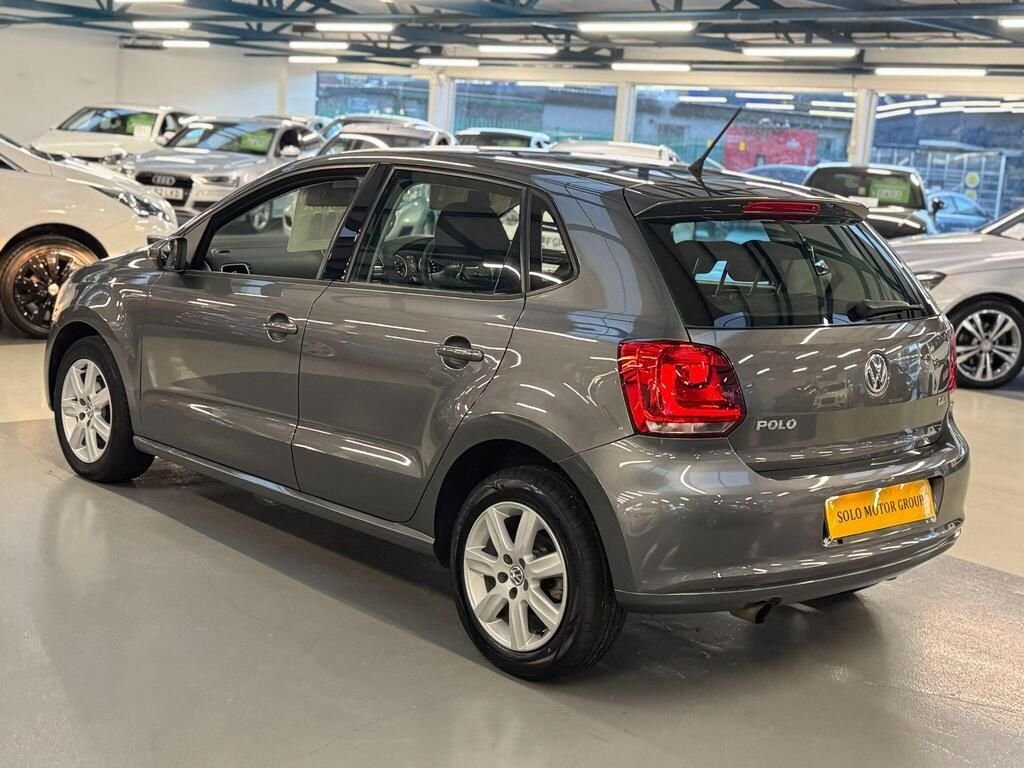 Used Volkswagen Polo 2010 for sale - 76776367: Photo 2
