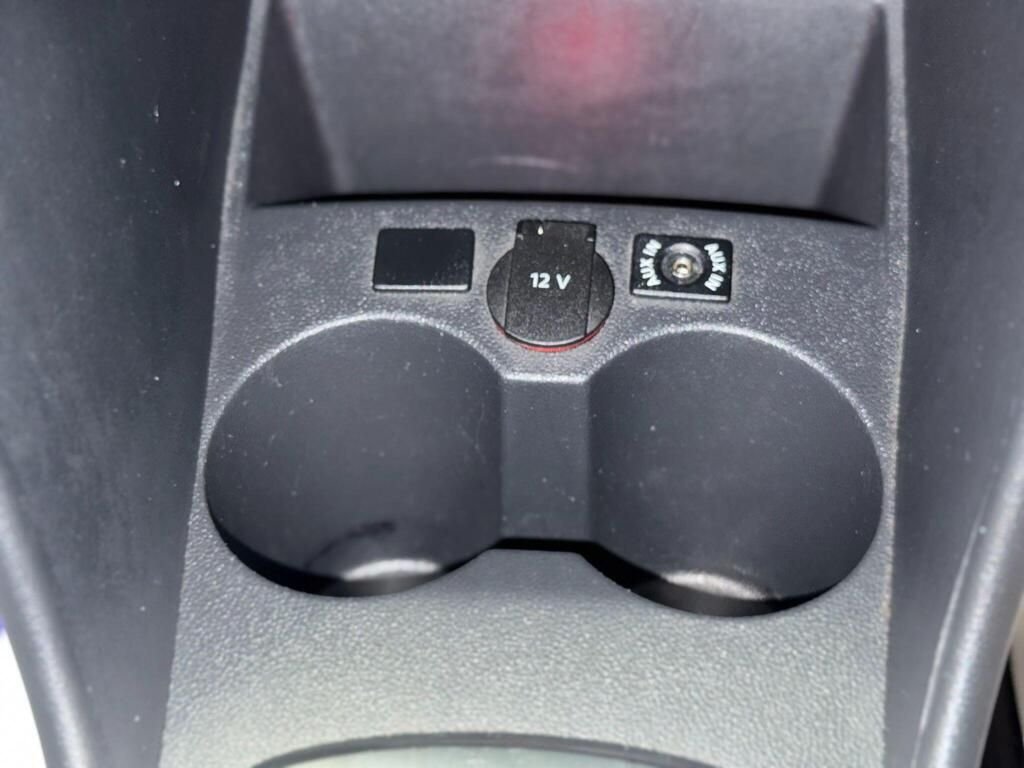 Used Volkswagen Polo 2010 for sale - 76776367: Photo 34