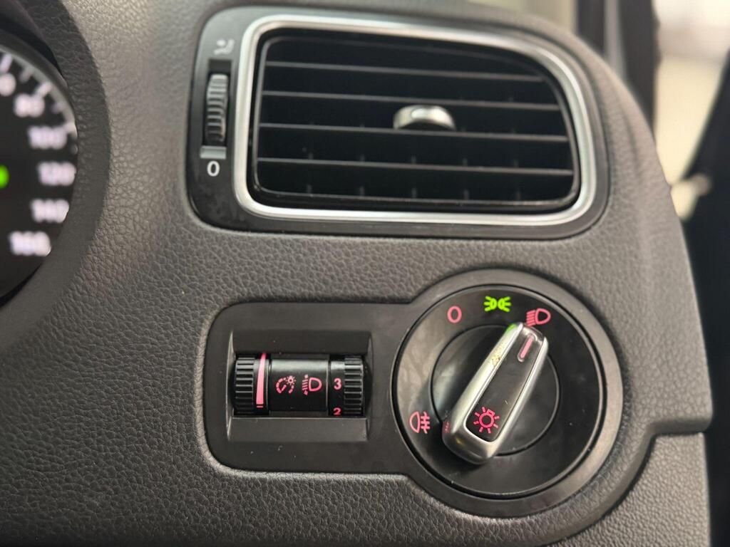 Used Volkswagen Polo 2010 for sale - 76776367: Photo 43