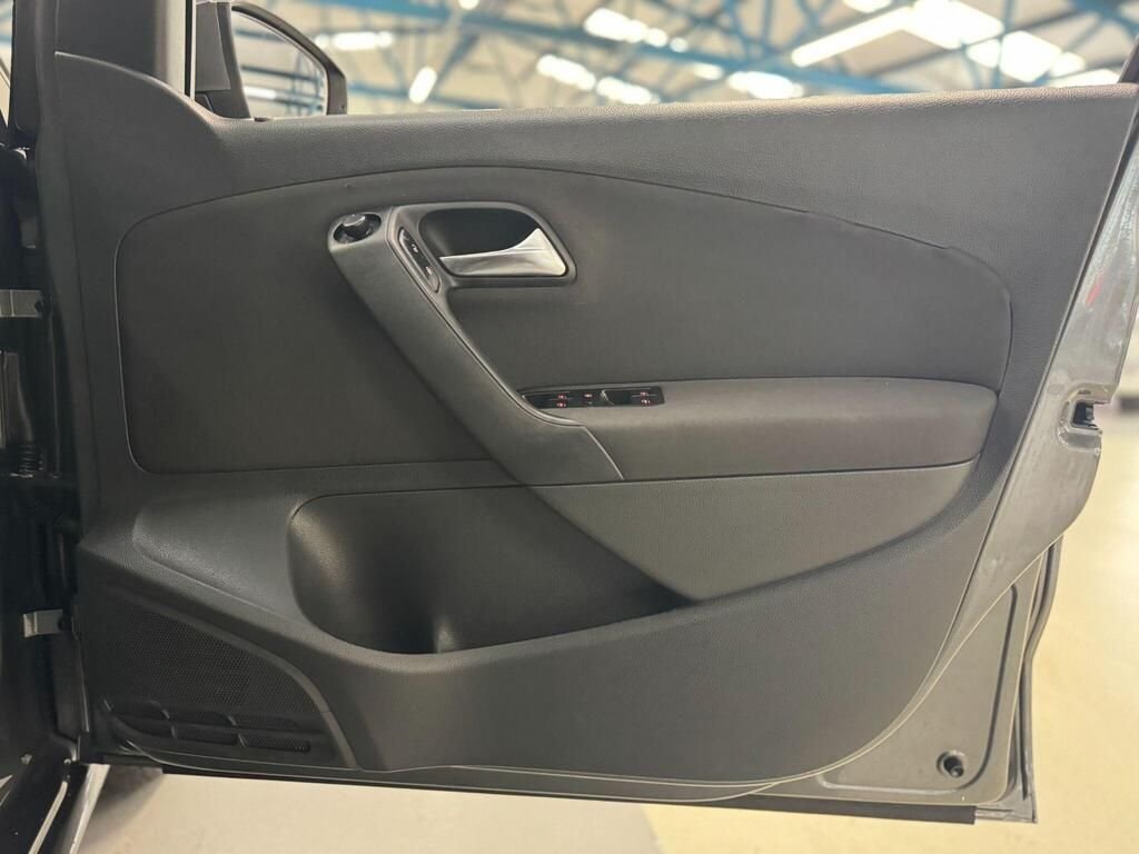 Used Volkswagen Polo 2010 for sale - 76776367: Photo 48