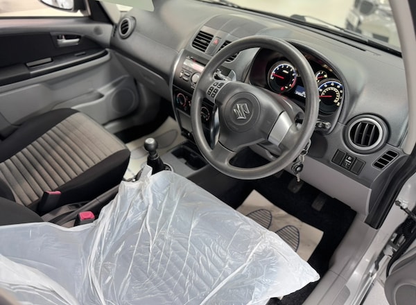 Used Suzuki SX4 2015 for sale - 76274865: Photo 3