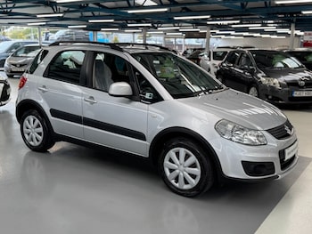 Used Suzuki SX4 2015 for sale - 76274865: Photo 4