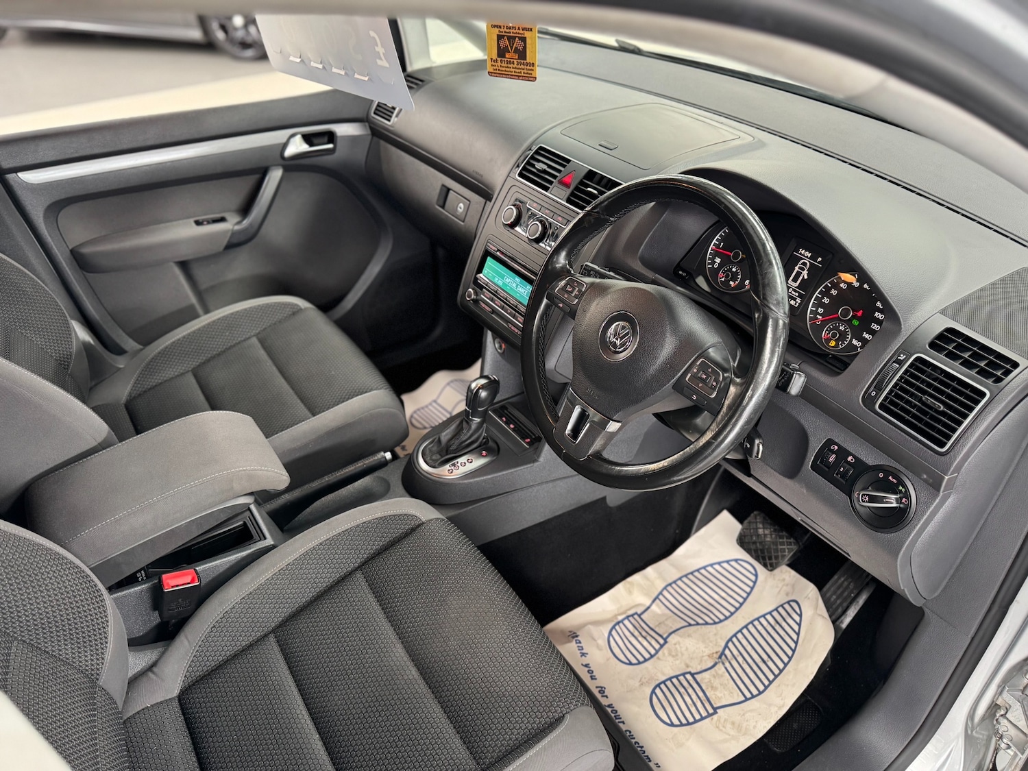 Used Volkswagen Touran 2012 for sale - 76177919: Photo 3