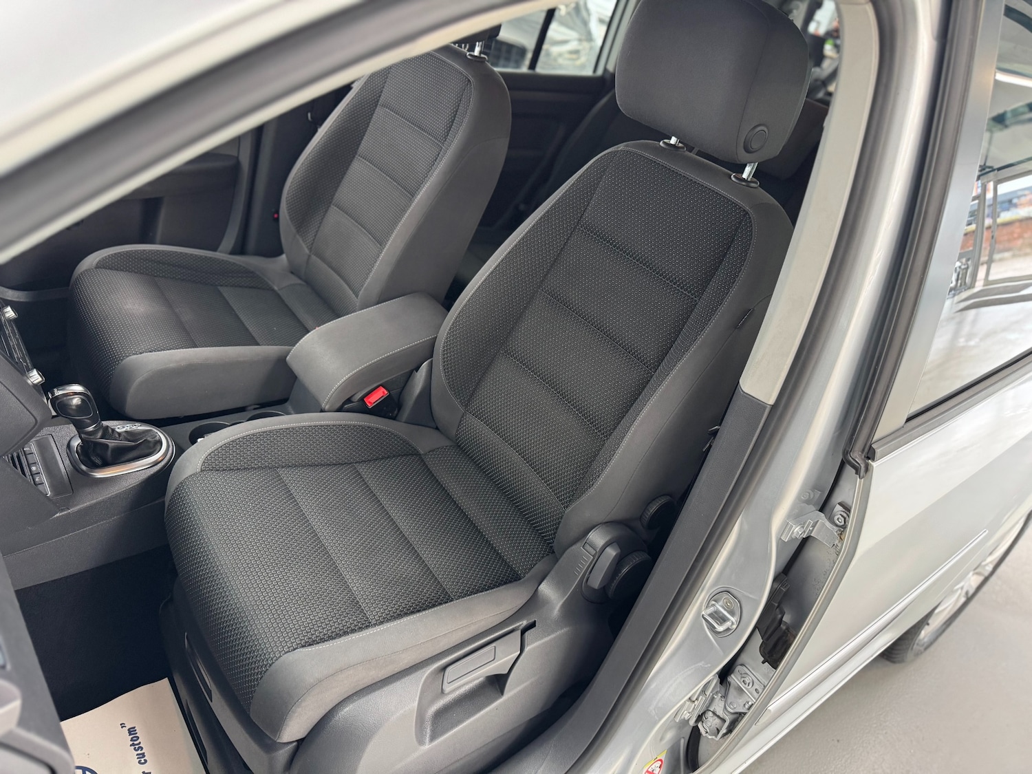 Used Volkswagen Touran 2012 for sale - 76177919: Photo 58