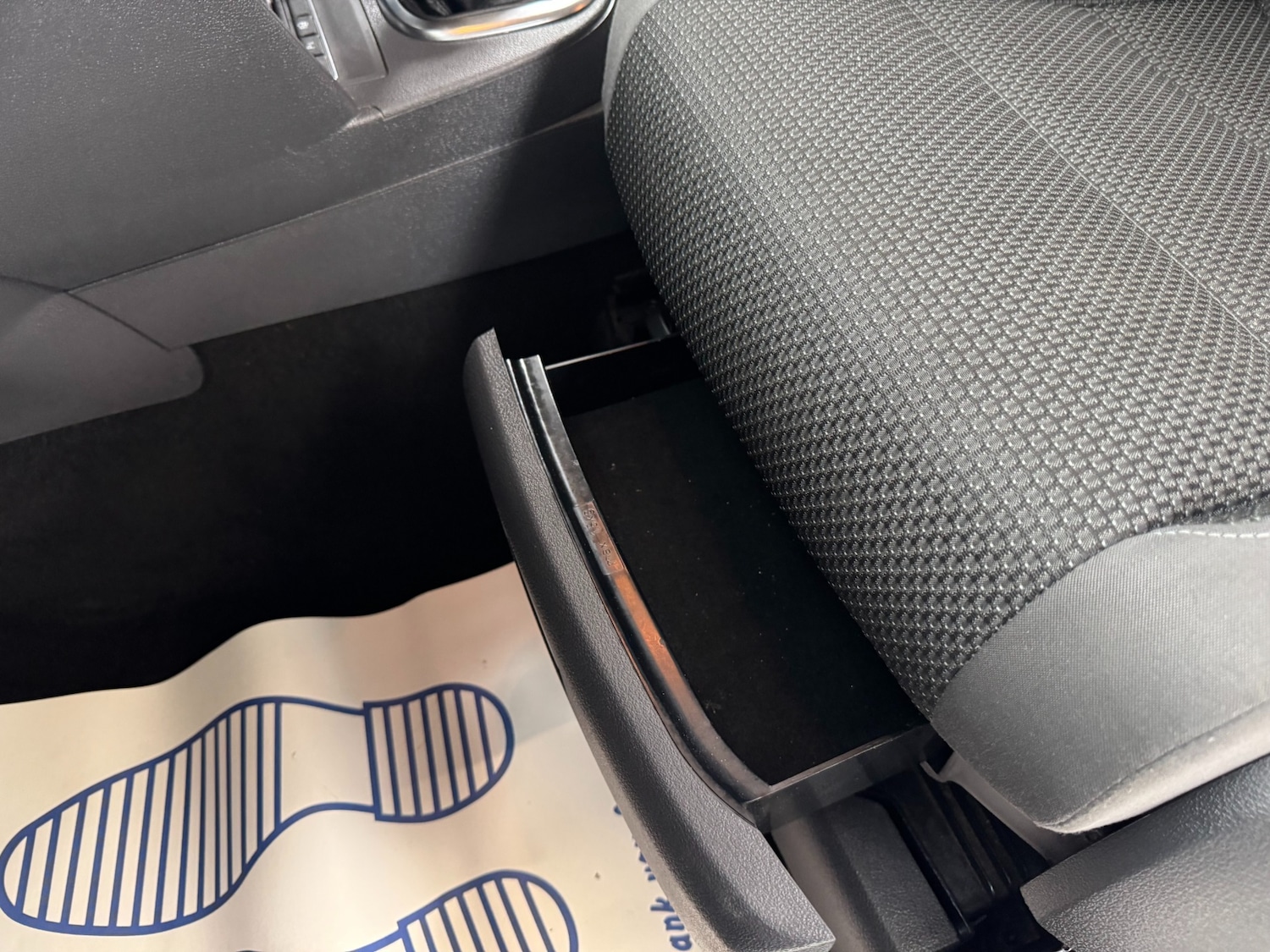 Used Volkswagen Touran 2012 for sale - 76177919: Photo 59