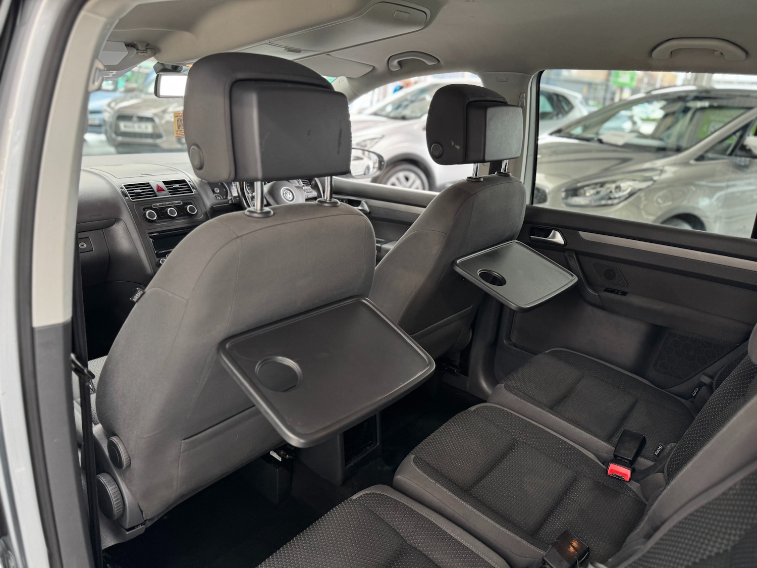 Used Volkswagen Touran 2012 for sale - 76177919: Photo 62