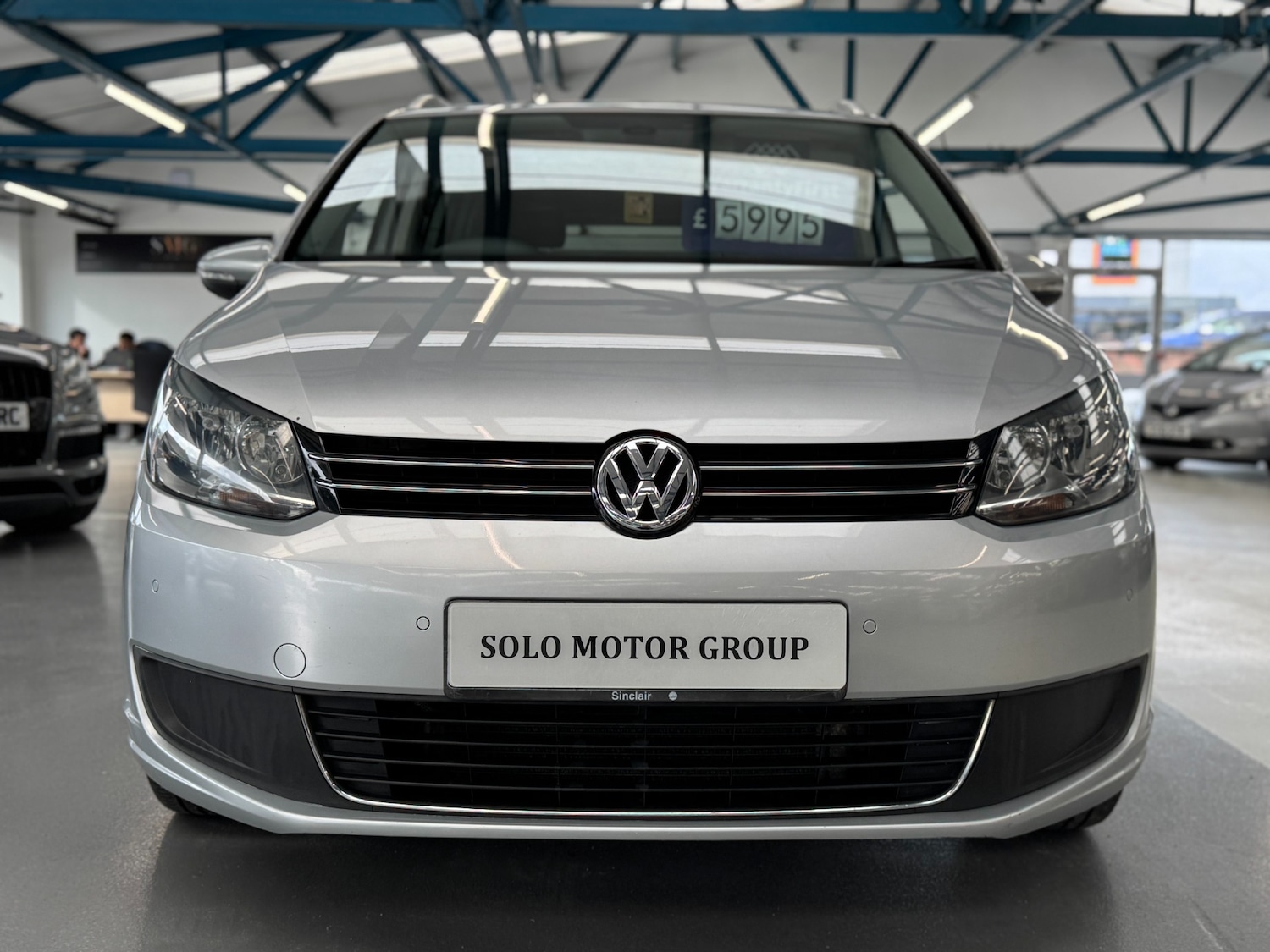 Used Volkswagen Touran 2012 for sale - 76177919: Photo 7