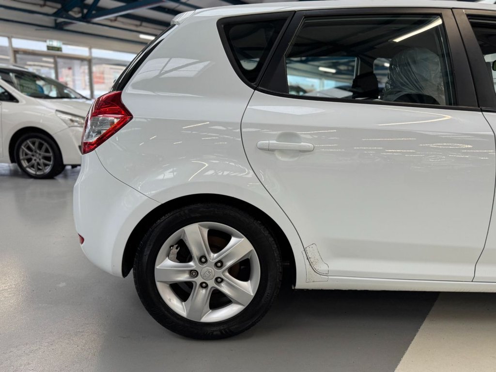 Used Kia Ceed 2012 for sale - 77631592: Photo 18