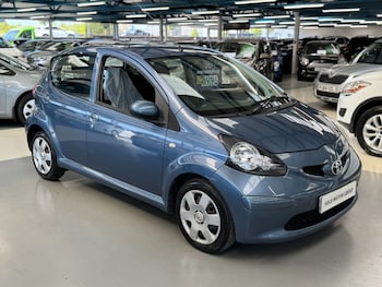 Used Toyota AYGO 2009 for sale - 78372355: Photo