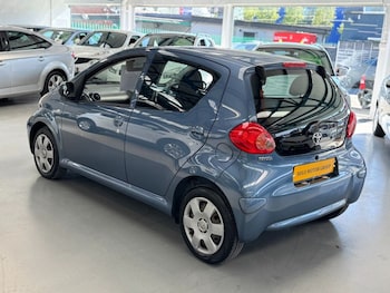 Used Toyota AYGO 2009 for sale - 78372355: Photo