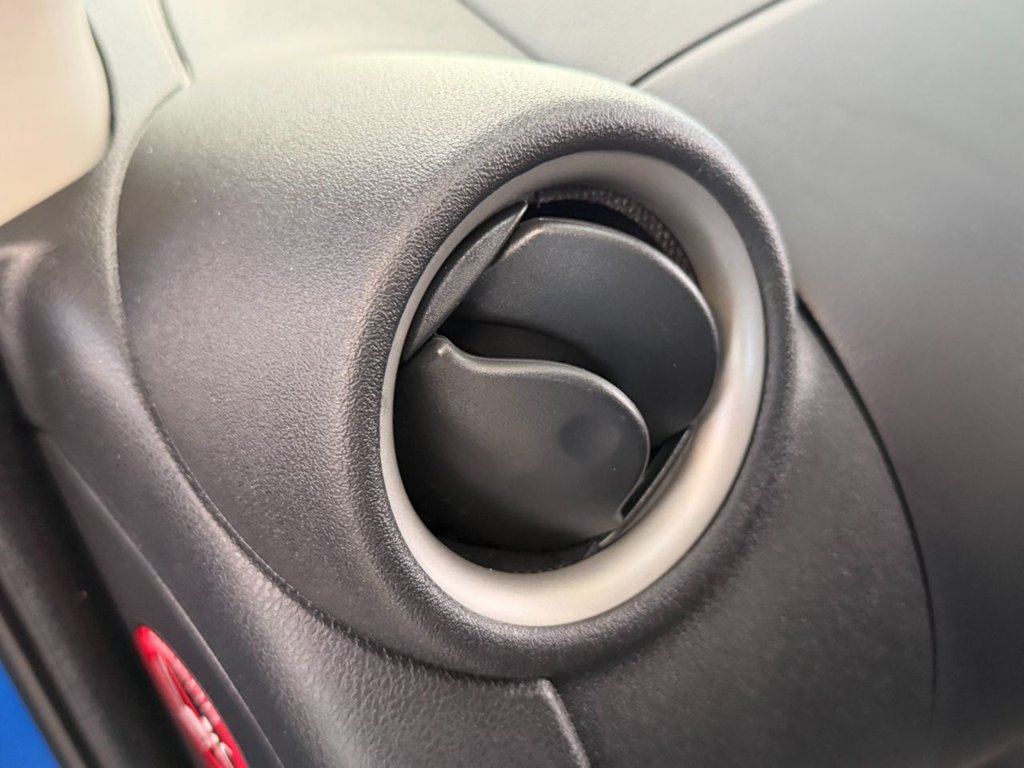 Used Nissan Micra 2011 for sale - 76776353: Photo 50