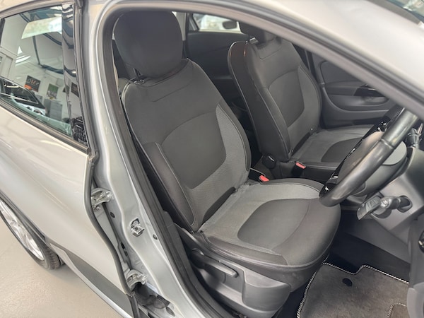 Used Renault Captur 2014 for sale - 75653231: Photo 51